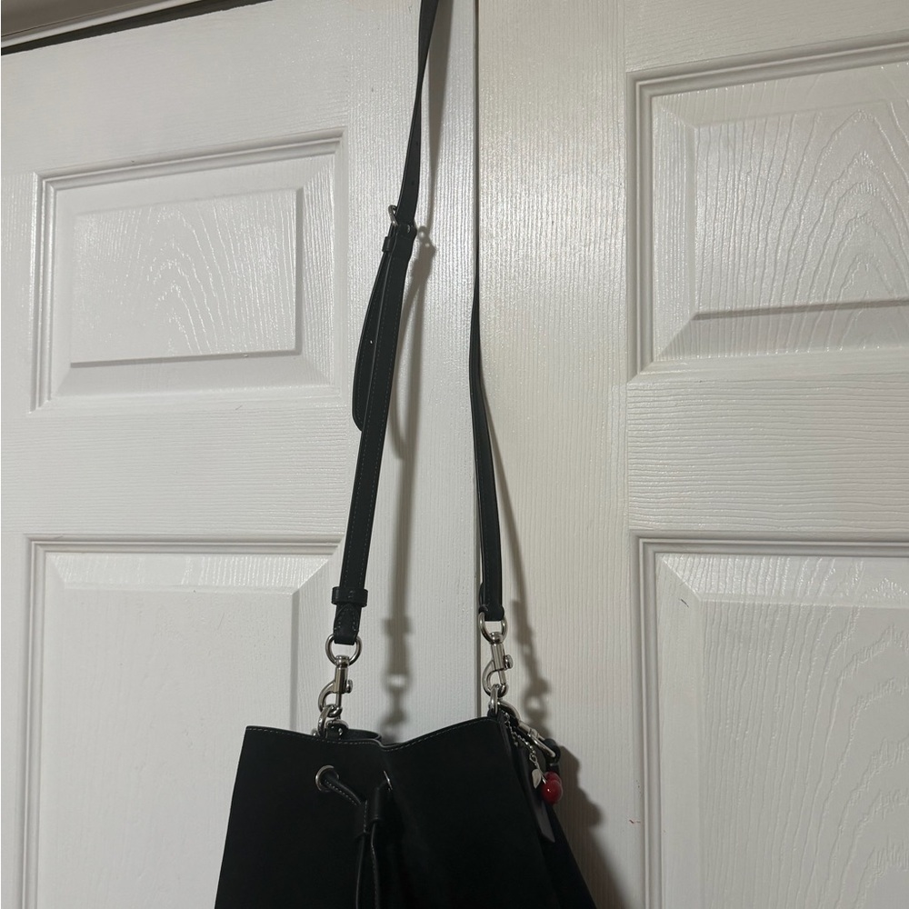 Chic Black Shoulder Bag